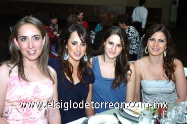 11042008
Leticia de Ozuna, Nancy Perella, Dora de García y Claudia de Ávila.