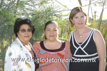 14042008
Nina de Ríos, Valeria de Oviedo y Ruth Pastrana.