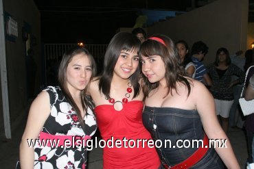 06042008
Birina Carlos, Astrid Martínez y Scarlet Morato