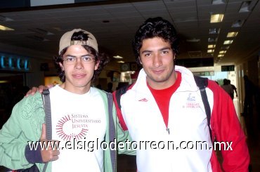 15042008
De la Ciudad de México vinieron Miguel Espinosa y Francisco González.