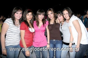06042008
Berenice Anaya, Lucía Saldaña, Stephie, Barbie, Ceci y Silvia
