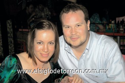 Claudia Valdés de Pérez y Rodrigo Pérez.
