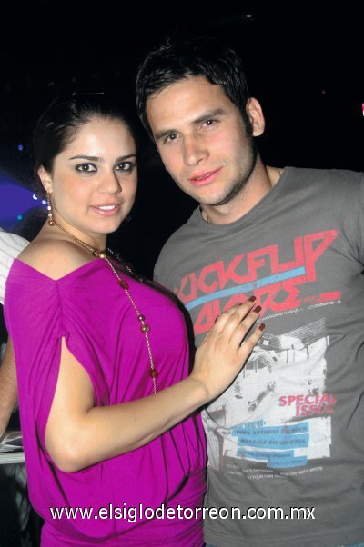 Ana Viesca y Luiser Olhagaray.