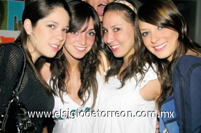 Danae Haro, Cova Murra, Mariana Armendáriz y Alejandra Martínez.