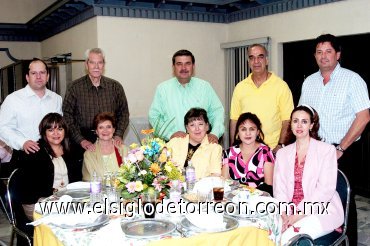 13042008
Alejandro Pérez y Josefina de Pérez; César Metlich y Lucy Gramillo; Kurt Müller y Nora Iveth García; Roberto Reza y Rocío de Reza; Carlos Noyola y María de la Luz Cosío