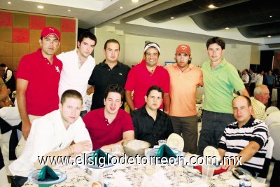 Emilio Gutiérrez, Ricardo Ávalos, Federico Perales, Rodrigo Castañeda, Javier López, Federico Villarreal, Jorge Guajardo, Rogelio Montes de Oca, Guillermo Murra y Roberto Tueme, en la entrega de trofeos en el Campestre Torreón.