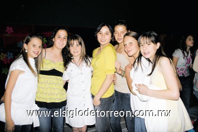Mariana, Frida, Maripily, Ileana,  Daniela, Karla y María Sofía.