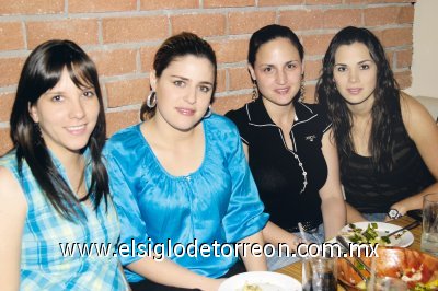 Mariana de Robles, Brenda de Zermeño, María Emilia de Madero y Daniela Cepeda.