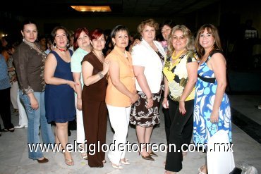 27042008
Bety de Lara, Martha de Cabada, Lourdes Rodríguez, Mayra Sandoval, Pilar Salcido, Rosario de Sánchez, María Elena Montero, Hortencia Dávila y Lupina de Luna.