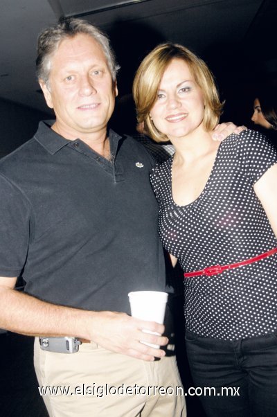 Alejandro Teele y Queta Izaguirre.