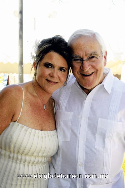 Boda al aire libre
Susana González y Constantino Jiménez.