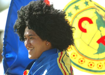 Miles de aficionados se dieron cita en el Coloso de Santa Úrsula para apoyar a los azulcremas ante el Santos de Brasil.