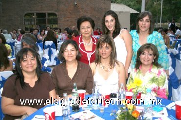 05052008
Ana Laura Cano, Ana Laura de Cano, Lucero de Macías, Ana Cecilia de Gamboa, Paty de Gamboa, Ale de Guzmán y Tere de Borrego.