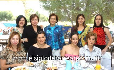 05052008
Rosa María de Granados, Marcela de González, Tere de Vega, Sofía de Martínez, Amira de Cercantes, Julieta de Urby, Leticia Martínez, Susana de González y Lety de López, en un desayuno.