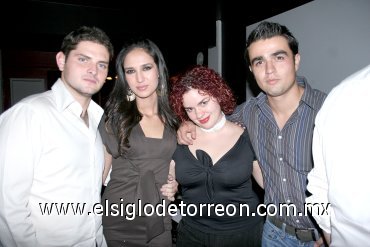 11052008
Víctor Albores, Alejandra Salas, Elisa Rodríguez y Javier Núñez