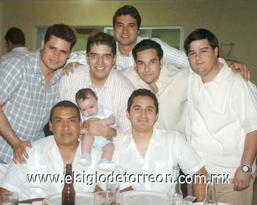 18052008
Juan Francisco Salazar, Antonio y Eduardo Montaña, Jorge Braña, Arturo Puente, Rafael Martínez, Fernando Fernández y Manuel Wong