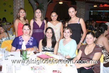 18052008
Vanesa de Ramón, María Elena Sifuentes, Érika Sesatty, Vicky Martínez, Silvia de Rojas, Sandra de Armendáriz, Esperanza de Moreno y Lourdes Martínez