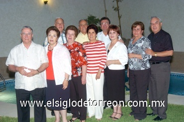21052008
Esther y Ernesto Gómez, María Luisa y Sergio Sada, Rosa Alicia y Javier González, Javier y Chela González, Juan y Mirthala Aguiñaga