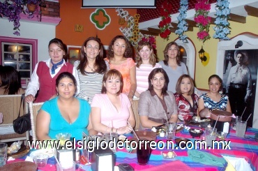 22052008
Norma Ñúñez, Vero Valenzuela, Araceli Zamora, Alexandra Ramírez, Martha Mendoza, Griselda de León, Hilda Vela, Elda Elisa Castañeda, Mariné y Lety Rivera