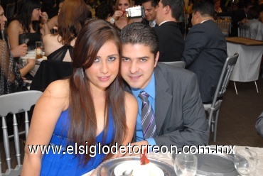 22052008
Lizeth Aguirre y Carlos Rivera