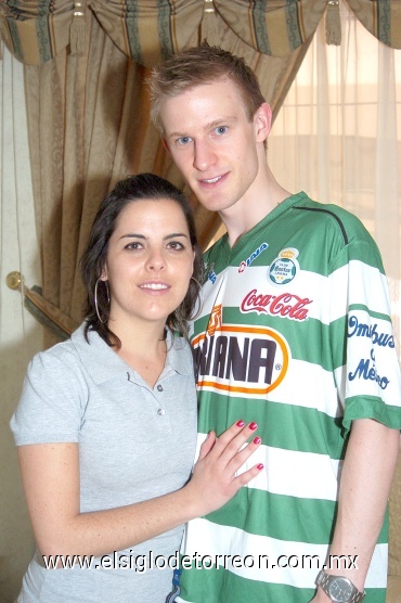 29052008
Ana Cristina Diez Arteaga y su prometido Paul Duszynski, contraerán nupcias este próximo viernes