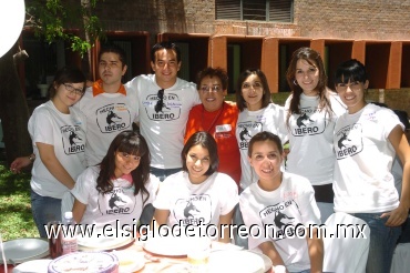 28052008
Cecibel García, Hortensia Villalba, Lucía Martínez, Tea Muñoz, Carlos Rivera, José González, Delfina Moreno, Karla Dabdoub, Martha Garza y Magaly de la Cueva