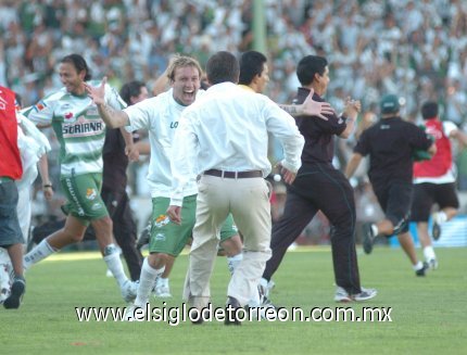 Para Daniel Guzmán fue su primer título como entrenador, ya que hace tres años perdió el campeonato conduciendo a los Tecos.