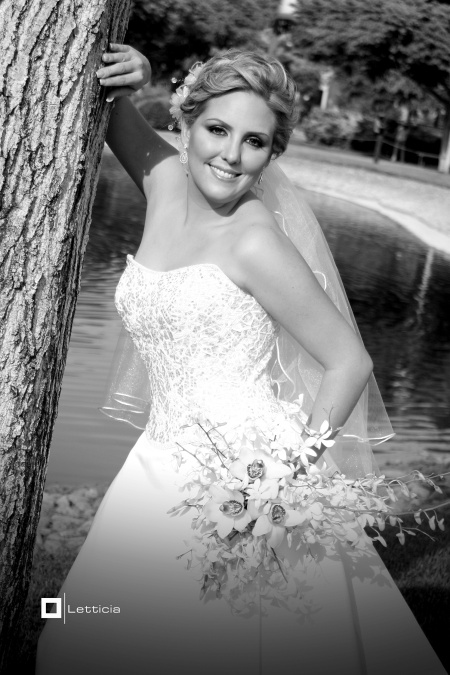 CP. Sylvia Cristina Reyes Rivera el día de su boda civil con el CP. Tupack Kohen Burgueño. 

Estudio Letticia