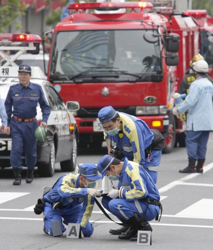 La semana pasada, Kato perdió súbitamente control de su temperamento en su fábrica en Shizuoka, a unos 160 kilómetros (100 millas) al suroeste de Tokio, donde había estado trabajando desde noviembre, declaró el ejecutivo de la compañía Osamu Namai.