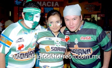 01062008
Ernesto Benjamín Ávila y Milagros Ávila Castañeda.