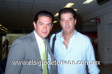 04062008
Alejandro Irrarragorri y Pablo Cañedo viajaron a la Ciudad de México