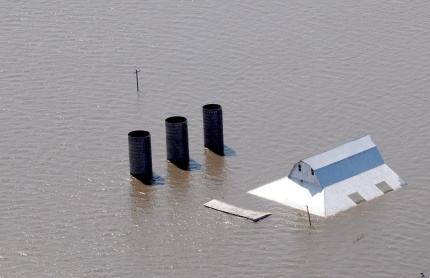 En el Oeste Medio de Estados Unidos,
las inundaciones afectan desde
la semana pasada y los daños son incontables hasta el momento.