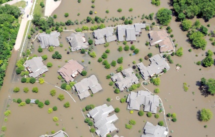 Las inundaciones han arruinado miles de hectáreas de cultivo en Iowa, Illinois y Missouri, y han contribuido al aumento de los precios de cosechas como el maíz.