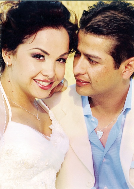 Sr. José Sebastián  Ortiz Muro y Srita. Sandra Elizabeth Rodríguez Cardiel contrajeron matrimonio en la parroquia de La Sagrada Familia el pasado sábado cinco de abril de 2008.