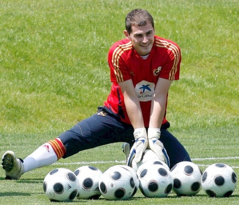 Iker Casillas de España.