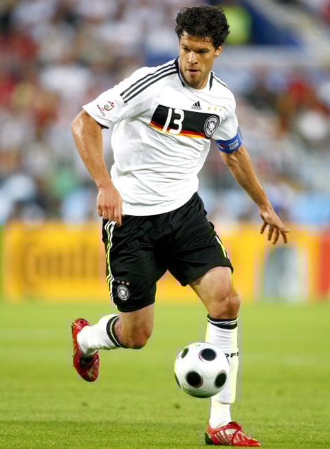 Michael Ballack de Alemania.
