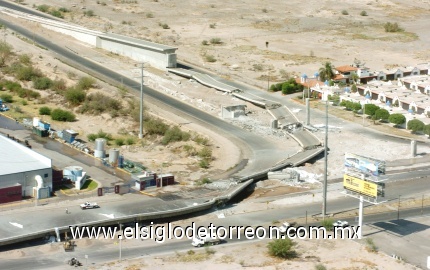 La bitácora y otros documentos oficiales de comunicación entre Coordina, BM y la Secretaría de Obras Públicas, que conserva en su poder El Siglo de Torreón, aunado a los estudios técnicos realizados al DVR, comprueban que las fallas del complejo vial se dieron desde el proceso de construcción.