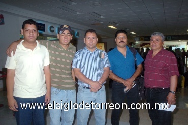 26062008
Francisco Moreno, Andrés Mata, Marcos Moreno, Yair Omar y Jorge Adame viajaron a Cuba