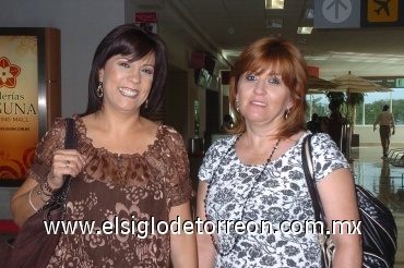 28062008
Margarita Silva de Aguirre y Mary Cruz Hernández viajaron a Guadalajara