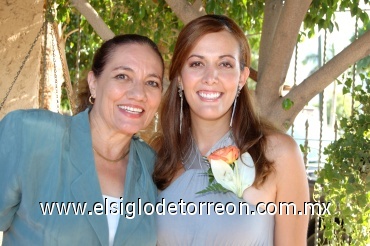 19062008
Andrea y su futura suegra Lilia Torres de Picasso