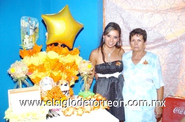 21062008
Abigaíl Mendoza Herrera y su mamá Elvira Herrera.