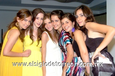 22062008
Ana Carmen Buendía, Casimira Marcos, Petunia Llamas, Fernanda Izaguirre, Regina Arras y Renata Abusaid
