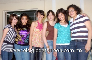 22062008
Mariana Conte, Gaby Martínez, Daniela Mendoza, Daniela Dávila, Norma Arratia y Mariana Serrano.