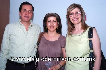26062008
Gustavo y Lety González y Leny de Gibert