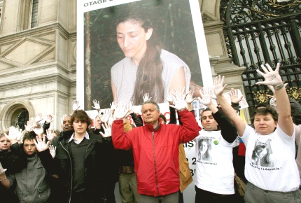 El papa Benedicto XVI dio a conocer su alegría por la liberación de la ex candidata presidencial colombiana Ingrid Betancourt, que se encontraba como rehén de las FARC en Colombia.