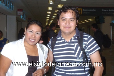 02072008
Patricia Martínez y Francisco Olguín llegaron de la Ciudad de México