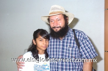 06072008
Angie y Jesús González viajaron a Cancún.