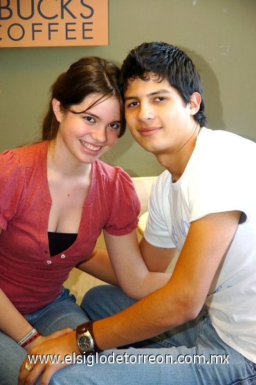 13072008
Pamela Villarreal y Andrés Fernández.