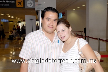 24072008
Javier Rodríguez y Charlotte González viajaron a Playa del Carmen