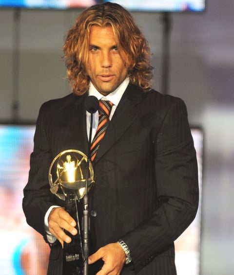 Damian Zamolgilny, de los camoteros del Puebla, fuel el mejor medio defensivo del clausura 2008.